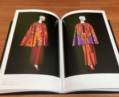 Yves Saint Laurent Across the Style Japanese Exhibition Official