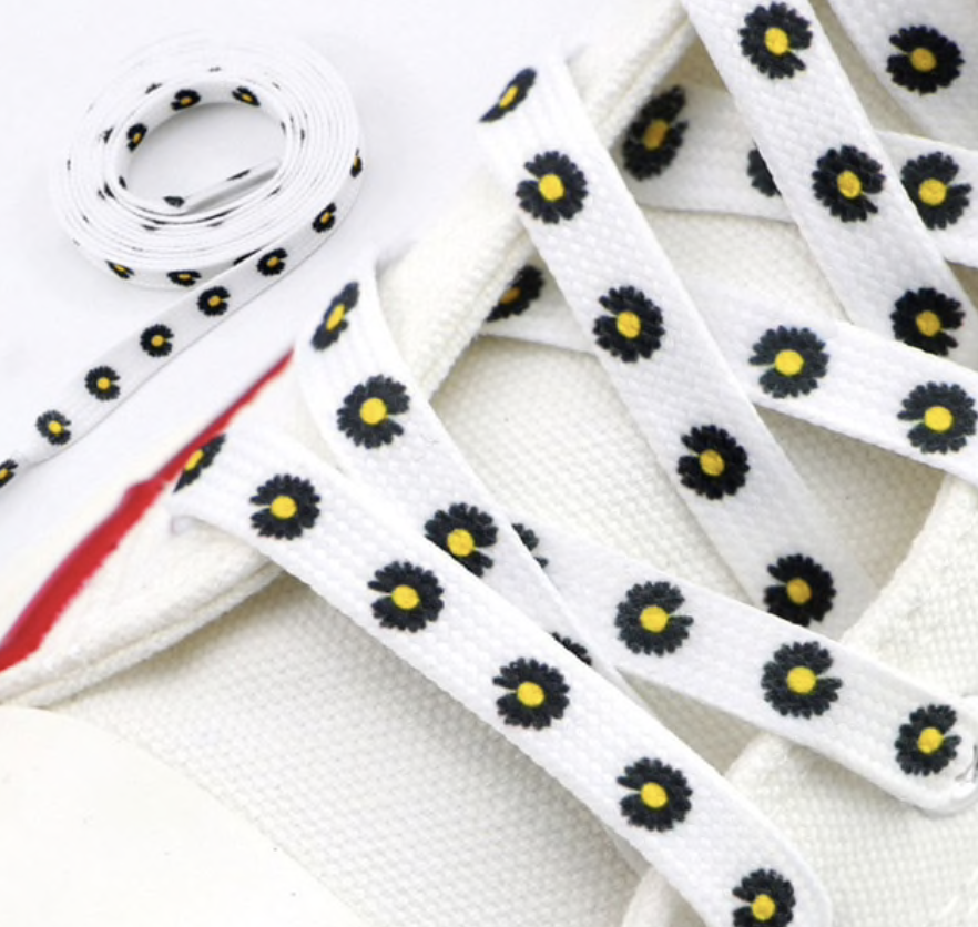 FLAT NOVELTY SHOE LACES approx 120cm White Laces with Little