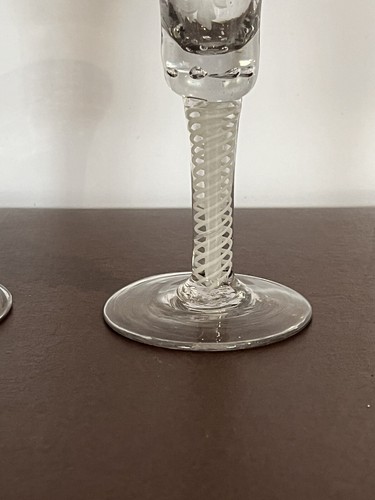 Georgian Wine Glasses With Collectors Books - Picture 8 of 23