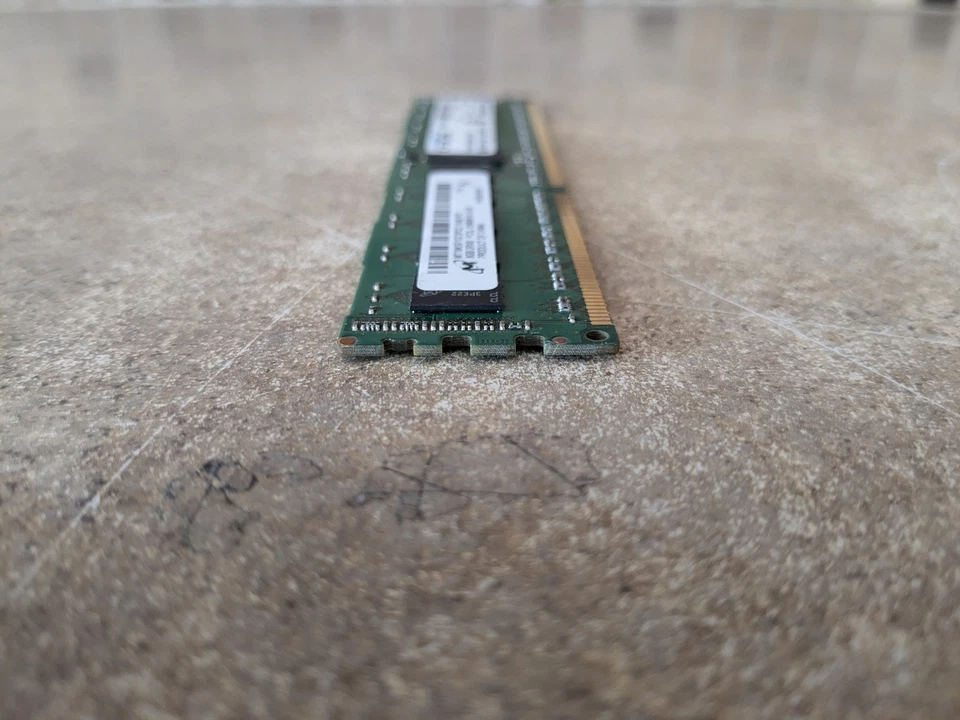 MICRON 8GB MT18KSF1G72PDZ-1G4E1FE PC3L-10600R DDR3 ECC SERVER MEMORY RAM L2-8(6) - Image 4 of 4