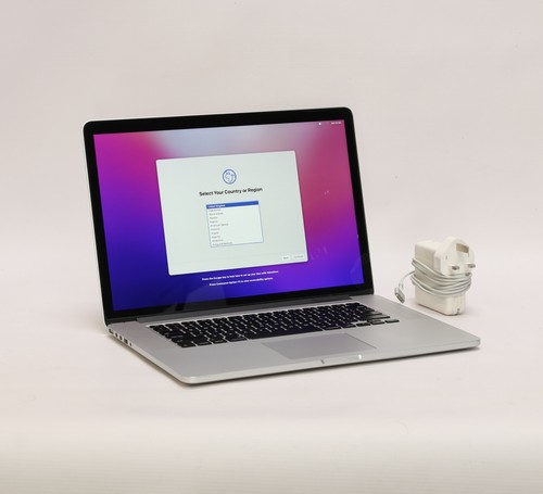 15 Zoll Apple MacBook Pro 2,2GHz i7 16GB RAM 256GB SSD A1398 Mitte 2015 25730