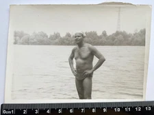 Shirtless Guys Trunks Bulge Muscle Affectionate Men Gay Interest Old Photo #4643