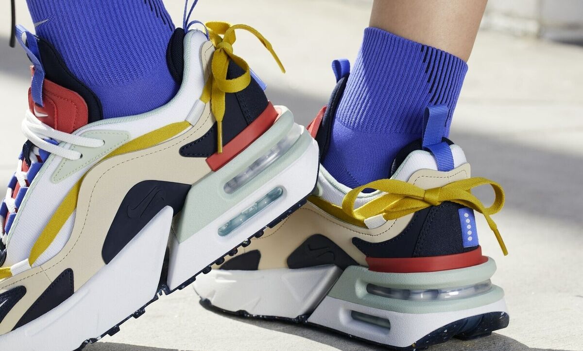 NIKE Air Max Furyosa Women's Size 8.5 Rattan Summit White NIKE Air Max Furyosa Women's Size 8.5 Rattan Summit White