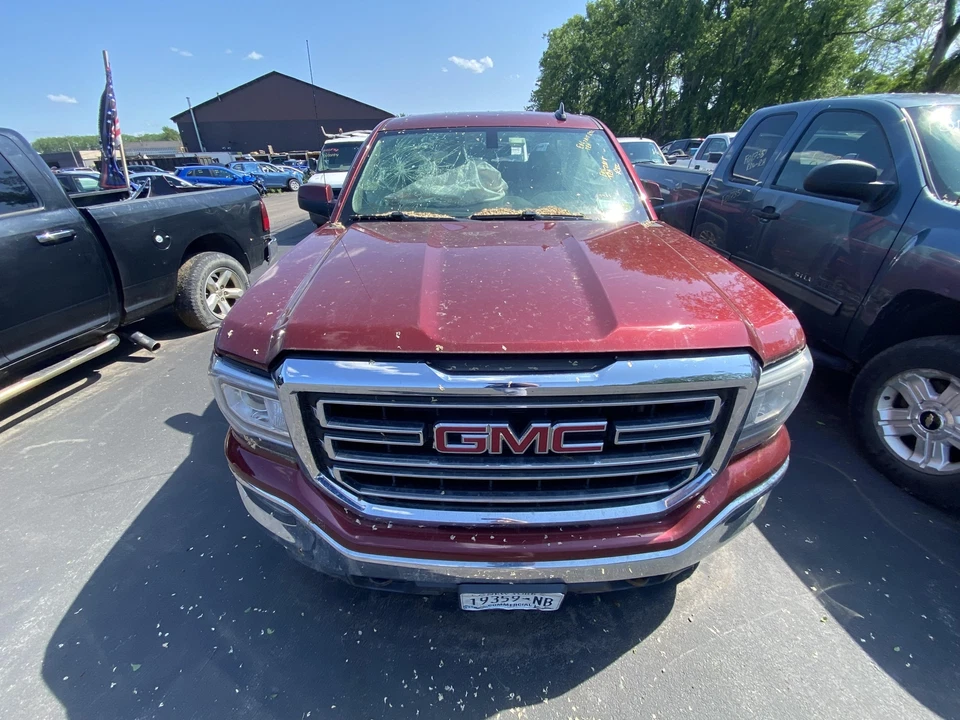 Compresor de aire acondicionado usado se adapta a: camioneta GMC Sierra 1500 2016 grado B Foto 2 de 4