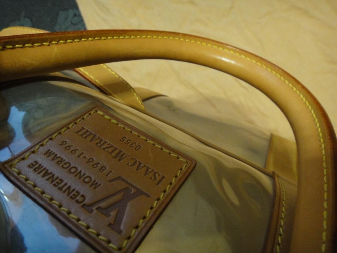M*u様 最終値下げLOUIS VUITTON ON THE BEACH 100 On the Beach - Perfumes - Collections | LOUIS VUITTON ®