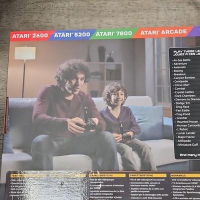 Atari Gamestation Pro with 2 Joysticks and 200 Games