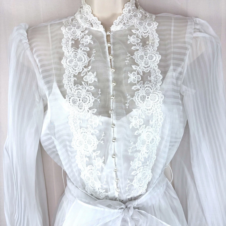 Vestido de Dormir Peignoir Blanco Transparente Boda Años 70 De Colección Bordado Perlas 2 Piezas Pequeño Foto 2 de 4