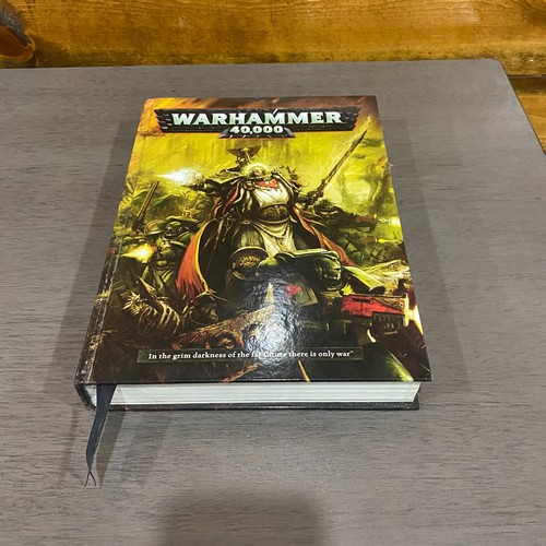 Warhammer 40,000 Book Grim Darkness of the Far Future Vintage Heavy Large Book - Picture 15 of 15