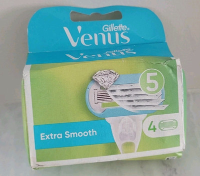 Gillette Venus 5-Blade Extra Smooth Razor Refill Shaving Cartridges 4 Count