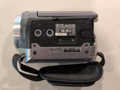 Sony Handycam DCR-SR60 Digital Video Camcorder HDD 30GB - Tested