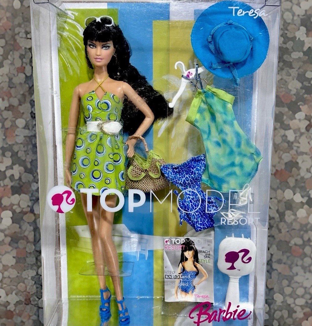 バービー　トップモデル　テレサ　Barbie TOPMODEL Teresa バービーの友達 テレサ Barbie Dream Besties Teresa