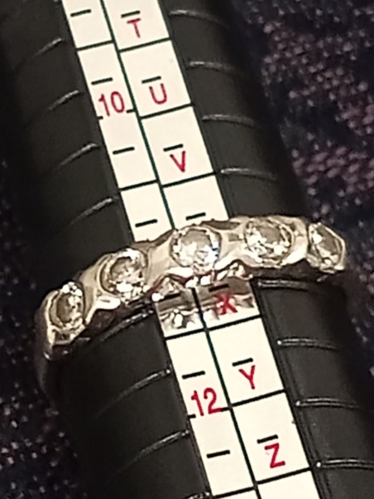 925 Solid Silver Ring With Five Unknown Clear Rou… - image 2