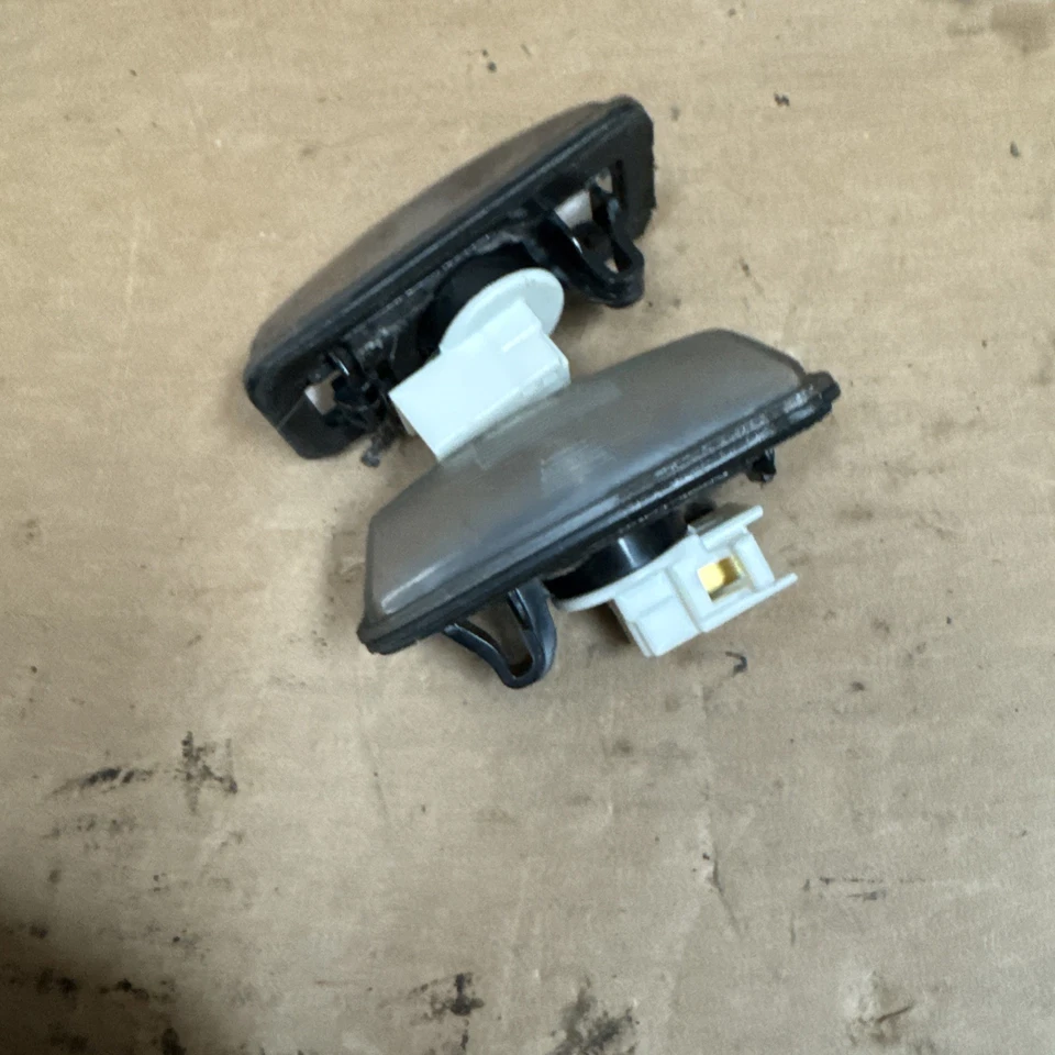 SUBARU IMPREZA REAR LICENSE PLATE LIGHT LAMP Trunk 2012 2013 2014 2015 2016 0038 - Image 3 of 4