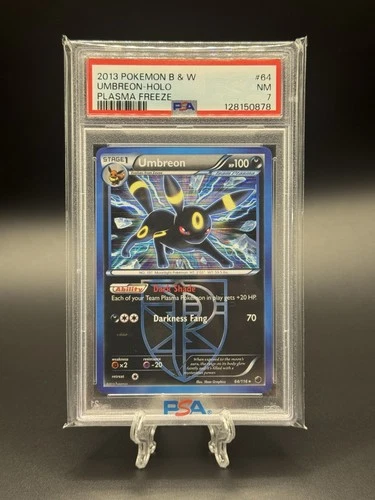 2013 Pokemon B&W Plasma Freeze UMBREON Holo #64/116 PSA 7 NM