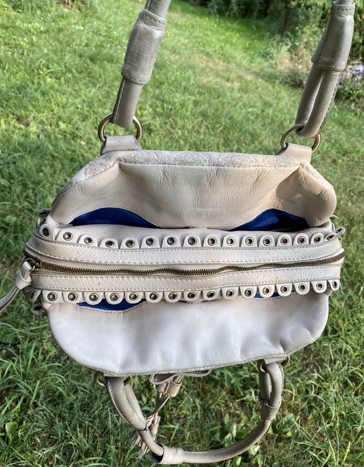 PONY ISABELLA FIORE Borsetta Organizer Ricamata LACCIATA Tagliata