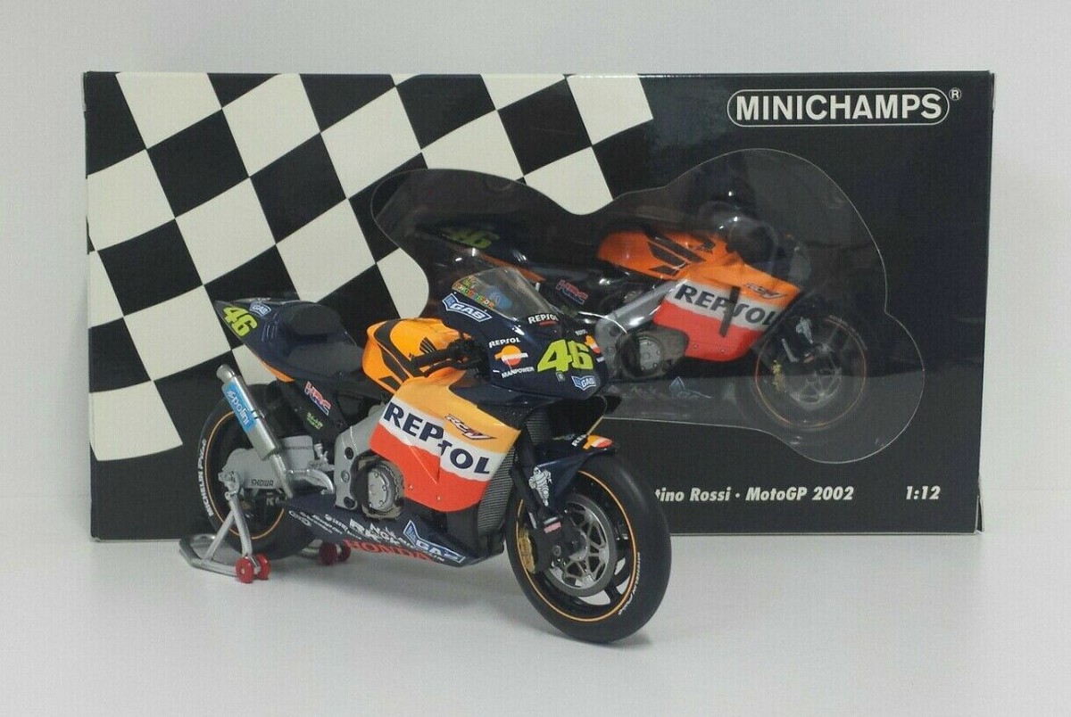 HONDA RC211V VALENTINO ROSSI CAMPEON MUNDIAL MOTOGP 2002