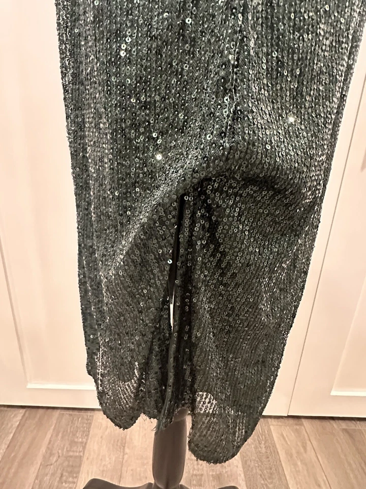 Cárdigan plumero lentejuelas Maurices talla X-pequeño verde oscuro manga 3/4 abierta Foto 3 de 4