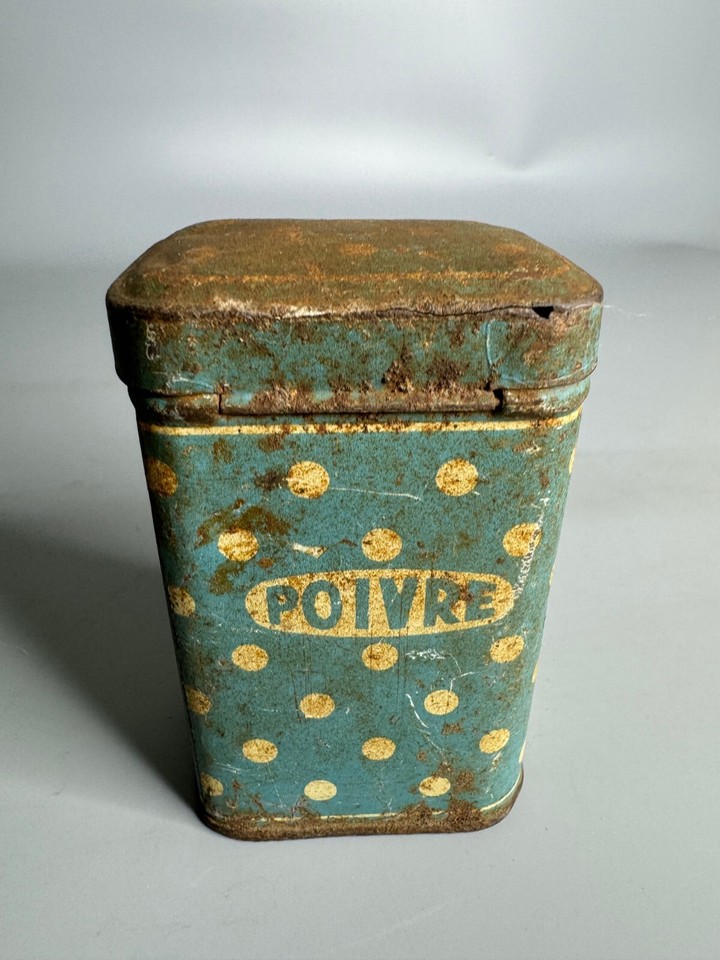 French antique rusty tin can collectible box Poivre kitchenware shelve