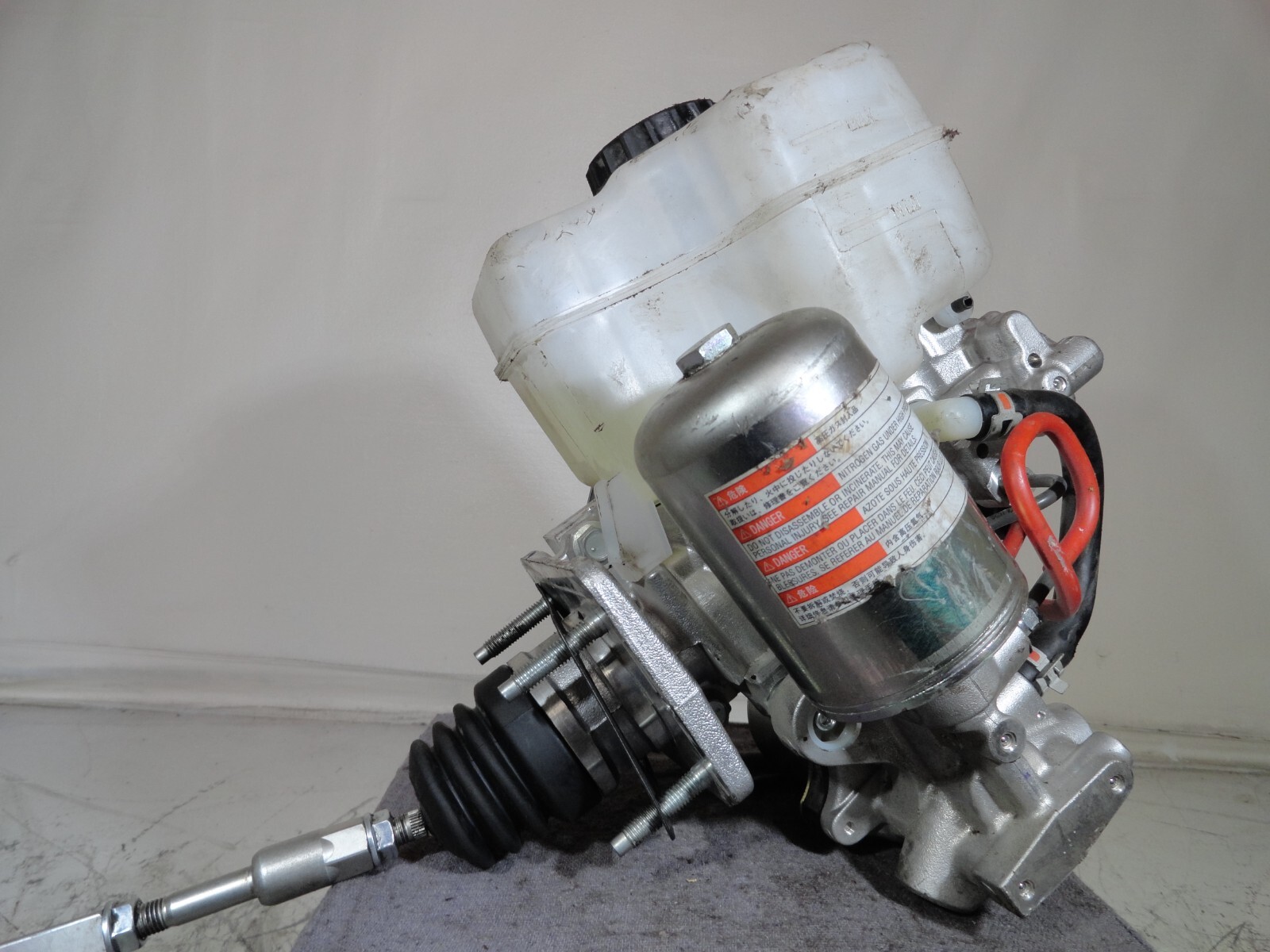 20112013 FJ CRUISER 4.0 ABS Pump Brake Booster AntiLock Brake 89541