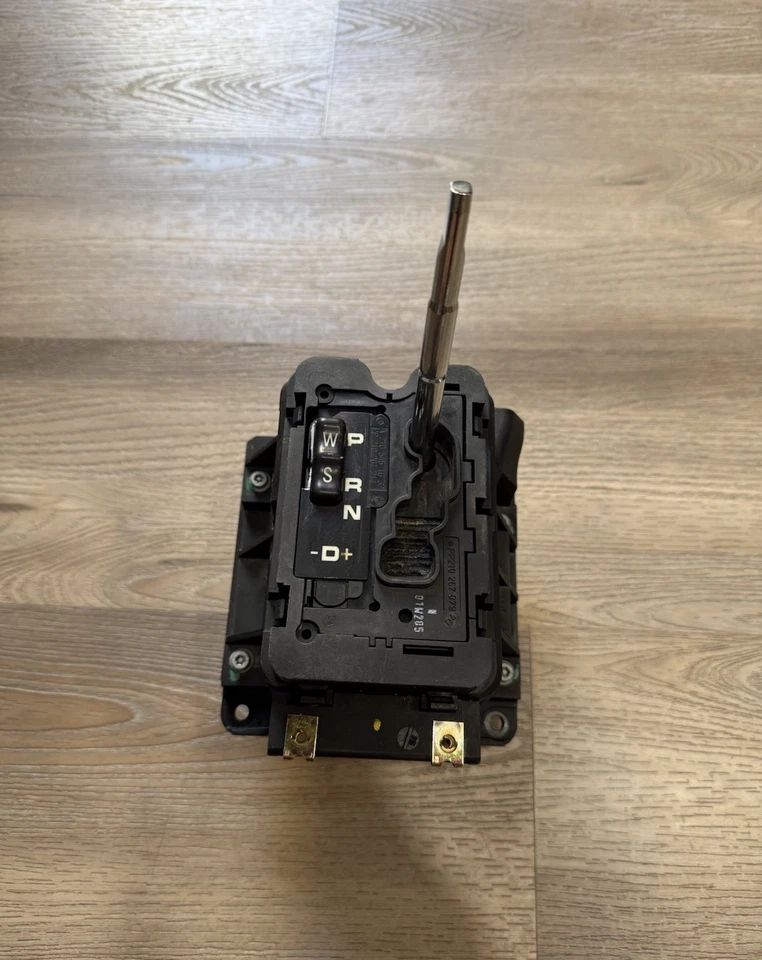 00-03 Mercedes-Benz W210 E320 E430 E55 Floor Gear Shifter OEM PP210 267 075 - Image 2 of 4