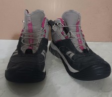 Chaussures imperméables de randonnée