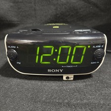 Sony CD Dream Machine ICF-CD815 AM FM Radio Dual Alarm AUX / CD - Tested Works