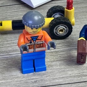 LEGO City Passenger Plane #3181 2010 90% Complete with Mini Figures Preowned