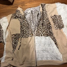 New POL Clothing Oversized Leopard Print Zip Up