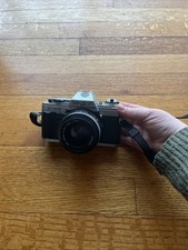 Minolta X-370 35mm SLR Film Camera With Standard Minolta MD Manual Focusing Zoom