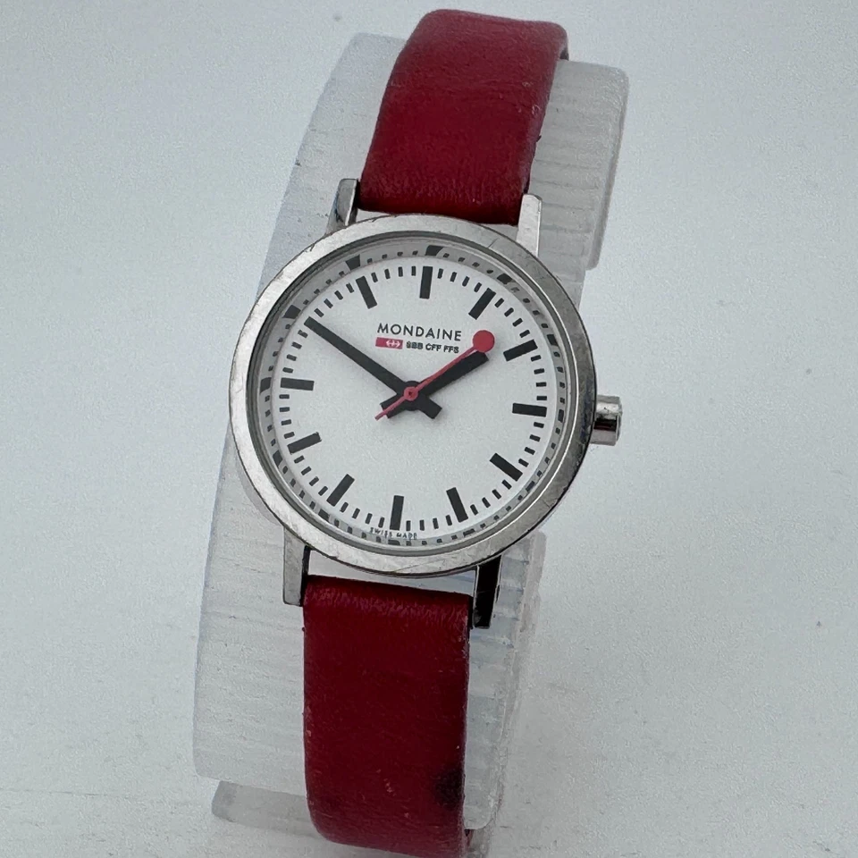 Reloj de Cuarzo Mondaine Swiss Railway Ecoquartz Mujer Cuero Plateado Batería Nueva Foto 2 de 4