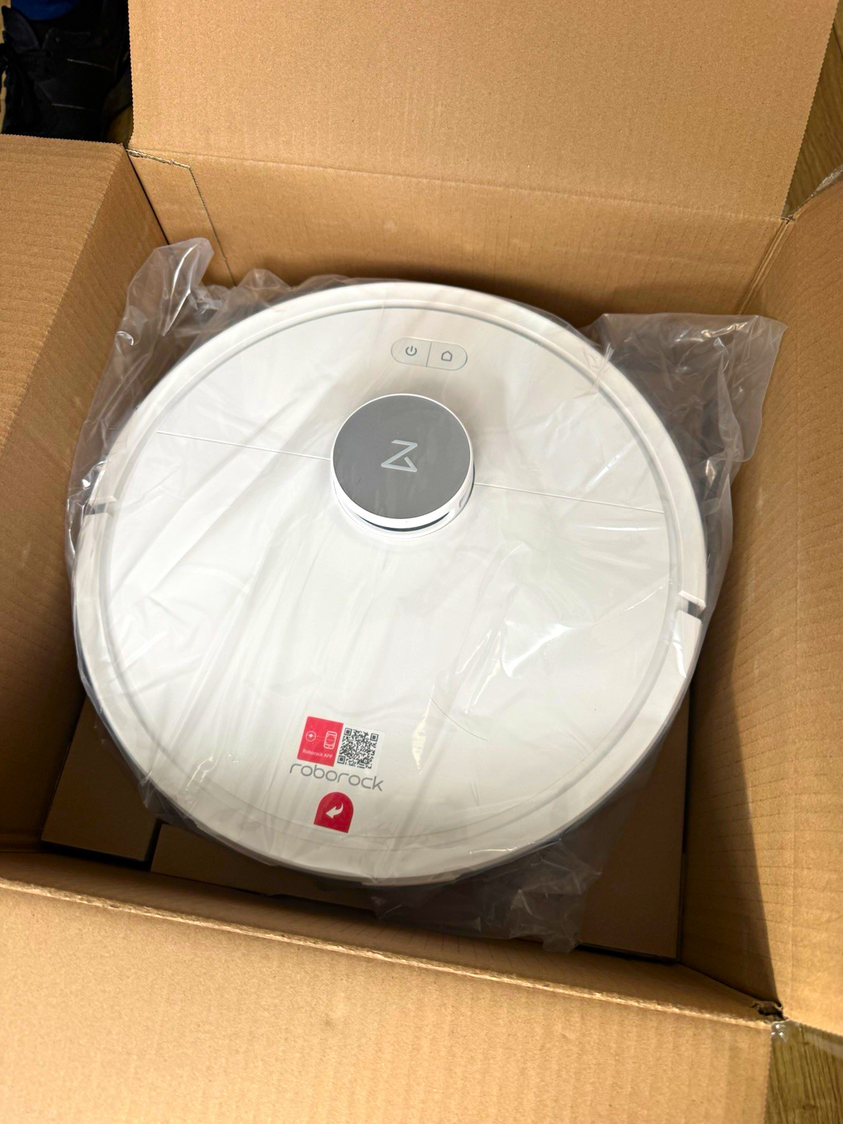 Roborock Q7 Series Robotic Vacuum Cleaner, Auto-Empty Dock, LiDAR, White