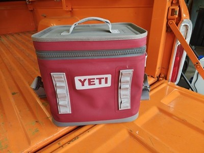 Yeti Hopper Flip 12 Portable Cooler Soft-Sided Harvest Red