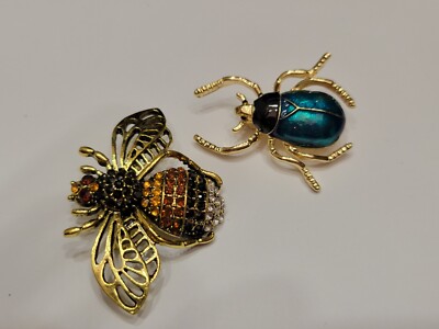 Beautiful Rhinestone Queen Bee Beetle Bug Brooch Pin Lot CA USA E189-2