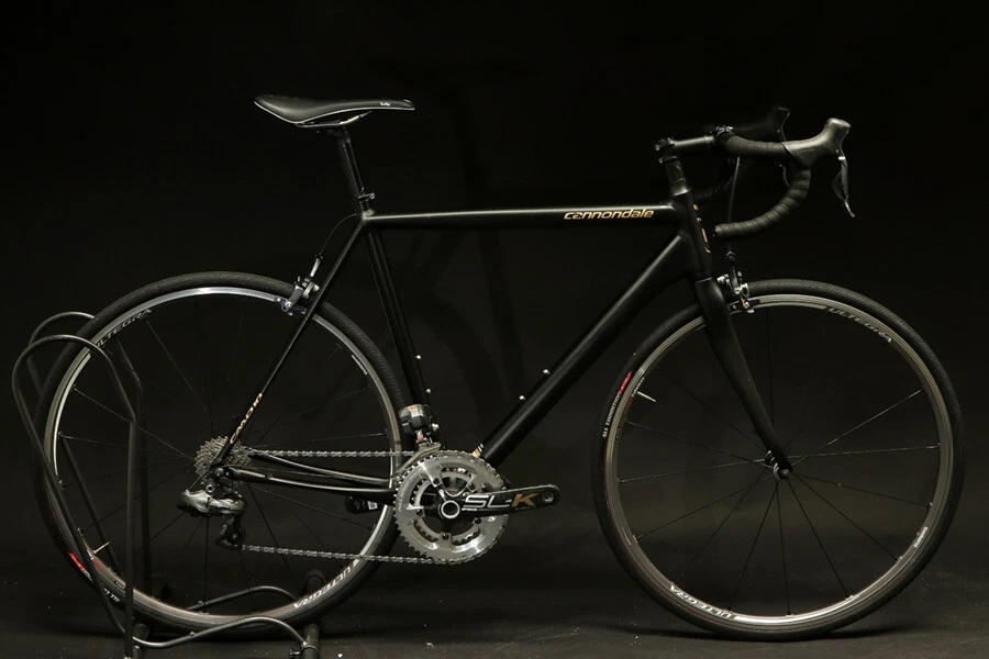 キャノンデール　CAAD10 BLACK INC Di2 New bike day! CAAD10 Black Inc. Di2 : r/bicycling