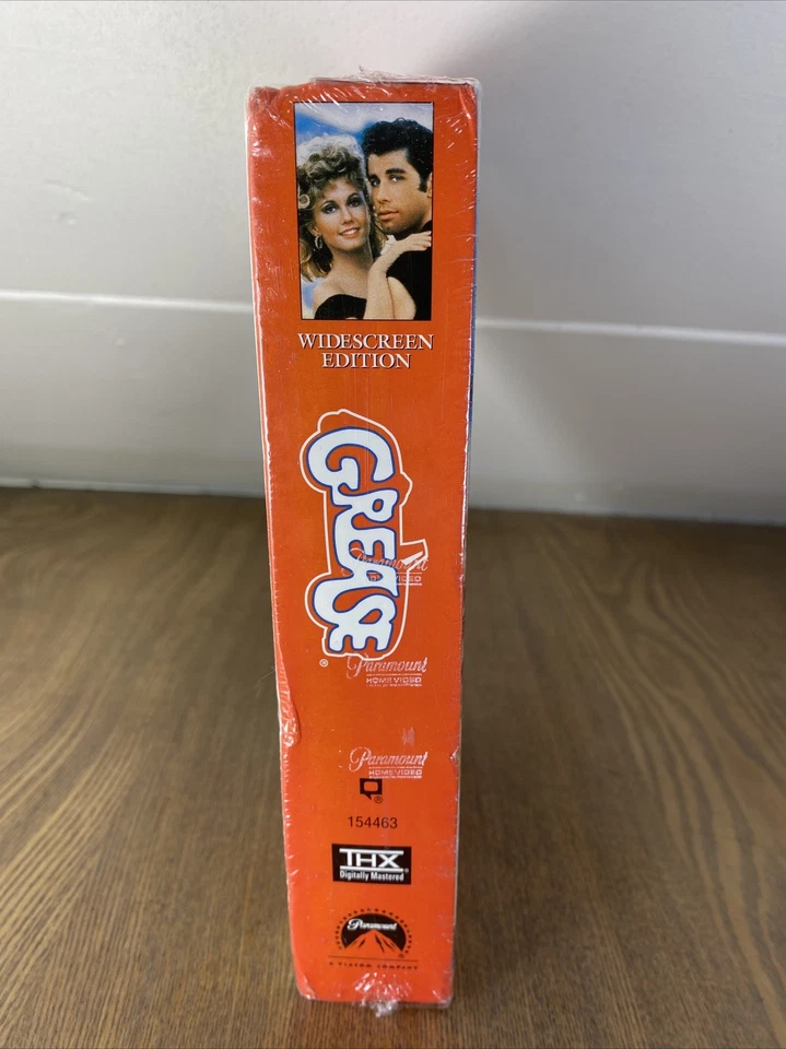 Grease - 20th Anniversary Edition - on VHS John Travolta w/ CD & script - Image 4 of 4