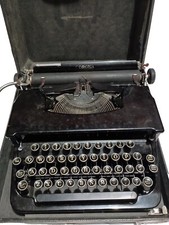 Vintage (1940s) Smith Corona Sterling thumbnail