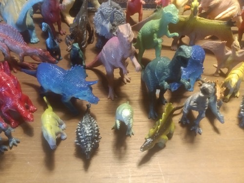 Dinosaurier gemischtes Spielzeug Lot Kunststoff Dino Actionfiguren Dinosaurier - Bild 6 von 12
