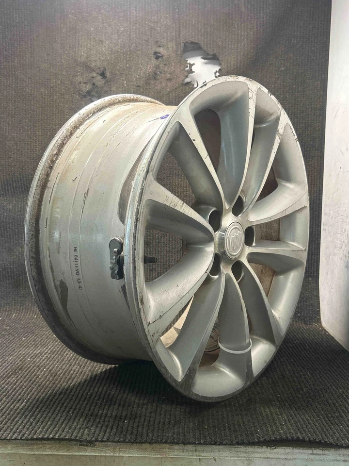Fits 2012-2015 Buick Verano 18x8in Wheel/Rim OEM:22758351 - Image 3 of 4