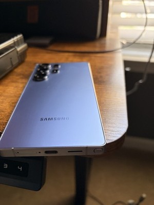 Samsung Galaxy S25 Ultra 256 GB Unlocked Titanium Silverblue