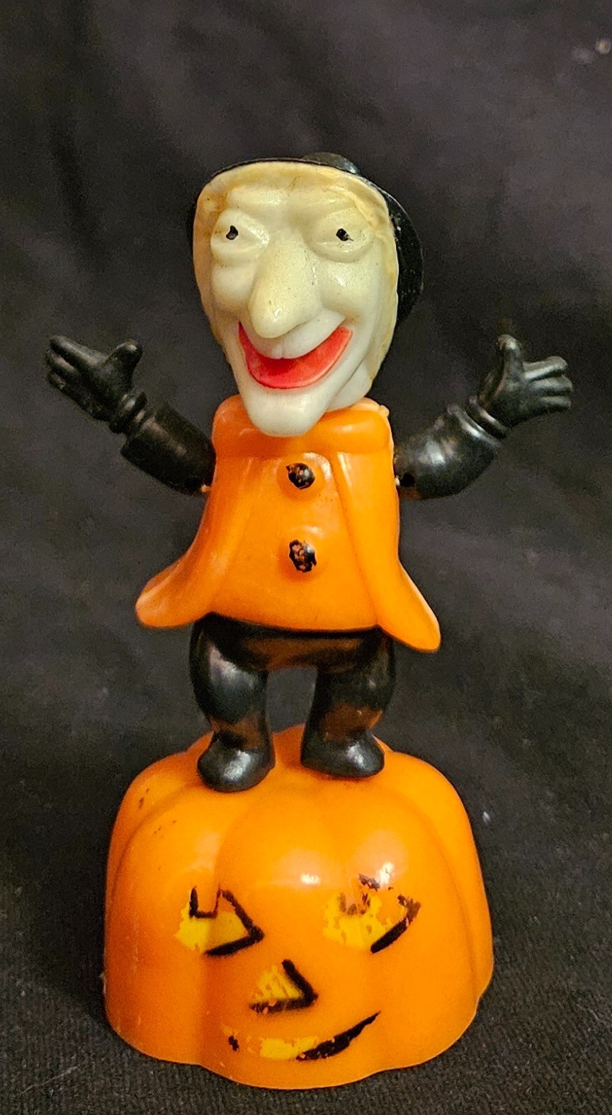 Vintage HALLOWEEN c1960 WITCH FUN WORLD TOY Funworld Hong Ko
