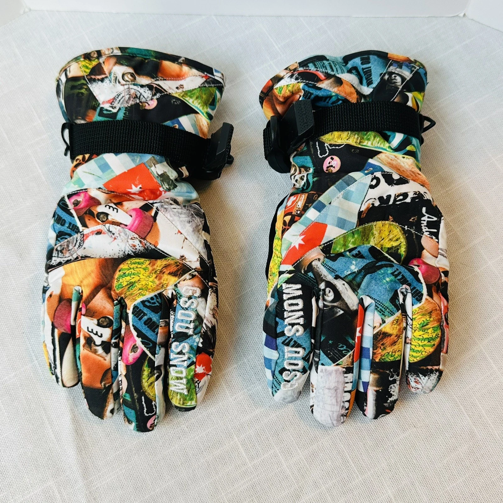 Gsou Snow Gloves Small Women Waterproof HTF Ski Snowboard Wear Colorful Lg Child
Opens in a new wind