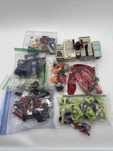 Hasbro Transformers HUGE Lots Vintage  Figures Parts accessory Etc 2.9 Pounds