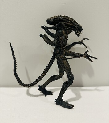 NECA Aliens Genocide Xenomorph Warrior 7'' Series 5 Black Figure