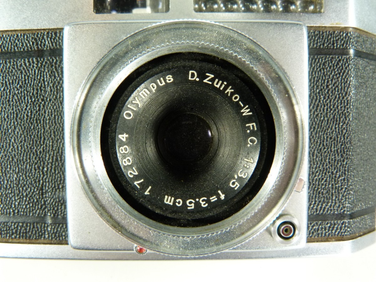 Vintage Olympus Wide-E Film 35mm Camera D.Zuiko-W F.C. 35/3.5 Lens