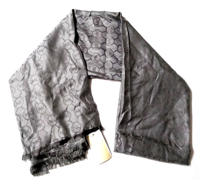 michael kors scarf silver