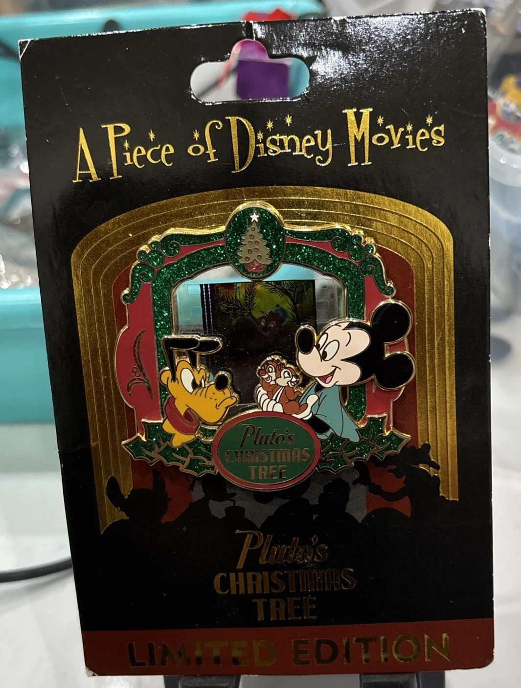 Disney Pluto’s Christmas “A Piece of Movie”Limited Edition Pin Single