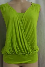 "KENNETH COLE" BRIGHT GREEN SURPLICE BLOUSON SLEEVELESSTOP BLOUSE SIZE: M NWT