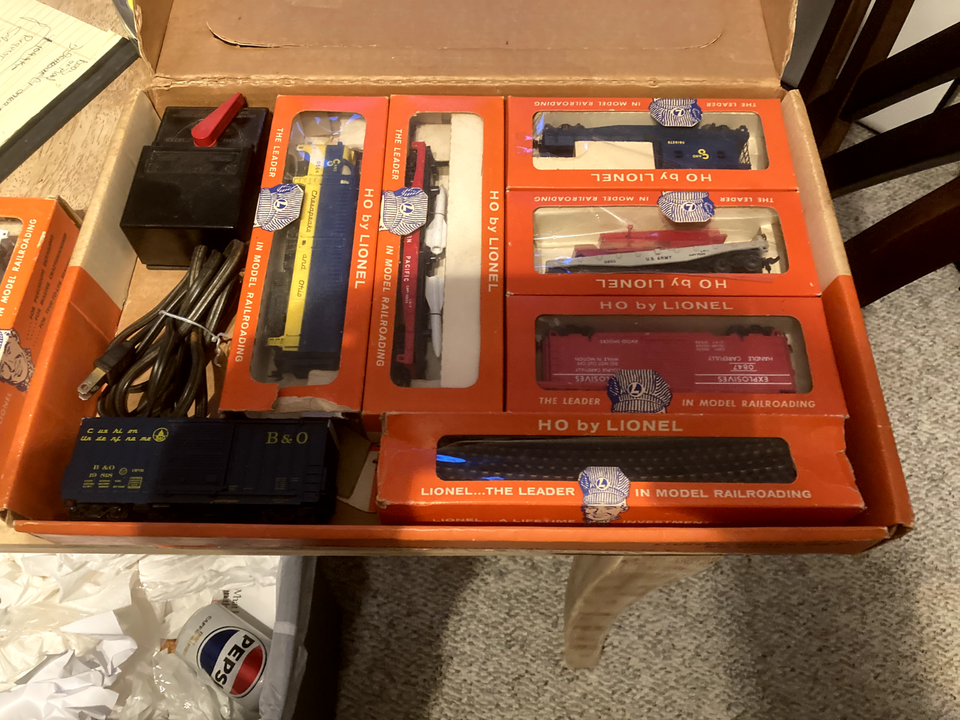 Lionel HO Gauge Diesel Type 5739 Complete & Ready to Run Freight Set eBay