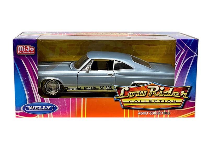 1965 Chevrolet Impala SS 396 Hard Top Blue 1:24 Scale Car