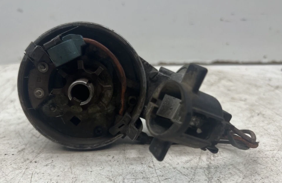 1979-1982 FORD E350 5,0 Л 1977-1980 MERMERCURY MONARCH 5,0 Л OEM ДИСТРИБЬЮТОР - Изображение 4 из 4